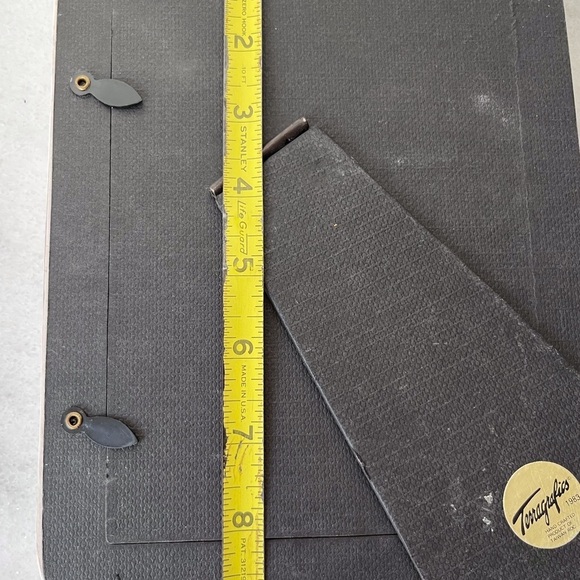 Vintage ceramic pictures frame with floral accent - Picture 8 of 12